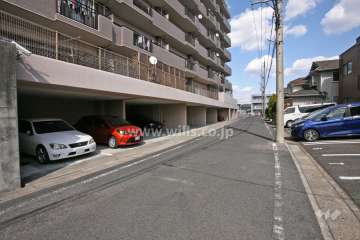 敷地内駐車場(屋内平面式)