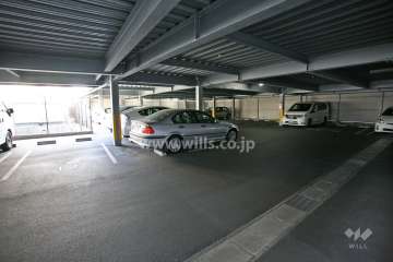 敷地内駐車場(屋内立体式）