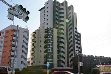 プラセシオン赤池ファーストの外観(北側から)