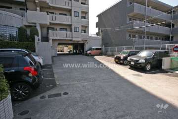 敷地内駐車場(屋外平面式)