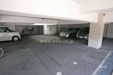 敷地内駐車場(屋内平面式)