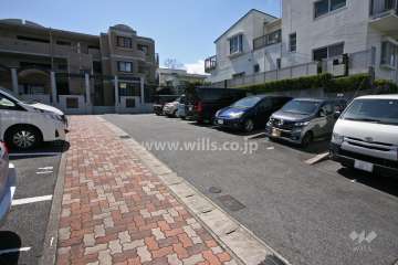 敷地内駐車場(屋外平面式)