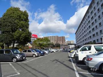 敷地内駐車場（屋外平面式）
