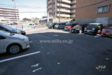 敷地内駐車場(屋外平面式)