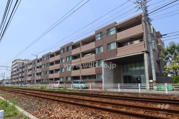 プレミスト白鳳の外観（南東側から）