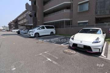 敷地内駐車場（屋外平面式）
