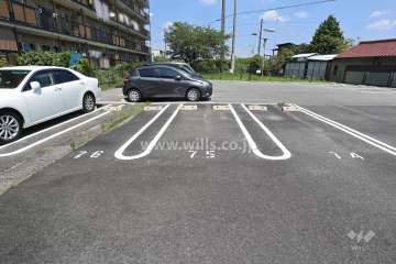 敷地内駐車場(屋外平面式)