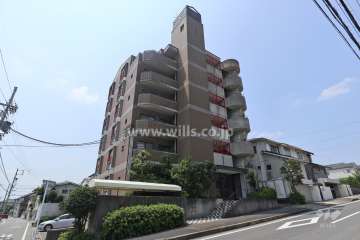 グランドアーツ桜ヶ丘の外観（北東側から）