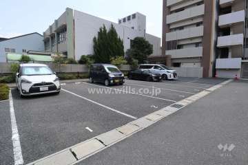 敷地内駐車場(屋外平面式)