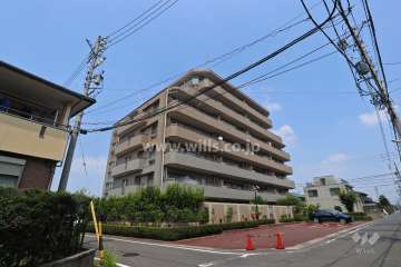 ライオンズマンション印場駅南の外観（南西側から）