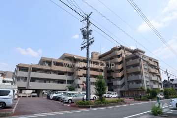 ライオンズマンション印場駅南の外観（北西側から）
