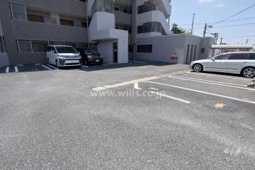 敷地内駐車場（屋外平面式）