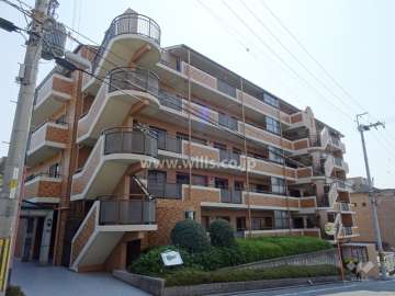 クラウンハイム吹田上山手の外観(北側から）