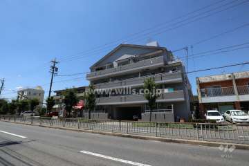 アメニティ大塚の外観（東側から）