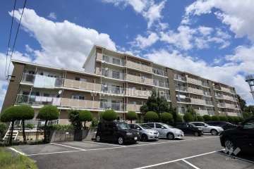 ラポール尾張旭C棟の外観（南西側から）