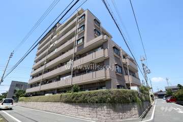 ユニーブル旭前の外観（南東側から）