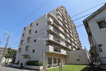 三郷パークマンションの外観（南西側から）