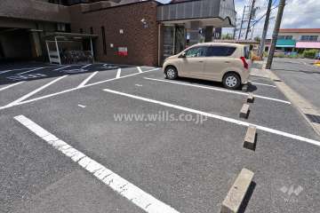 敷地内駐車場（屋外平面式）