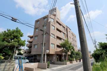 メイツ三郷の外観（北西側から）