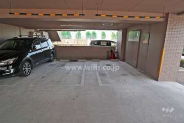 敷地内駐車場（屋内平面式）