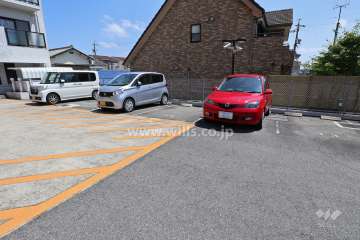 敷地内駐車場（屋外平面式）