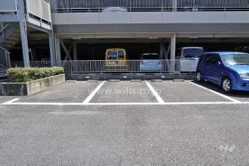 敷地内駐車場（屋外平面式）