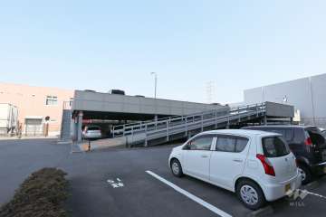 敷地内駐車場（屋外平面式、自走式立体）