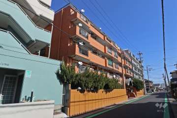 ライオンズマンション惟信町