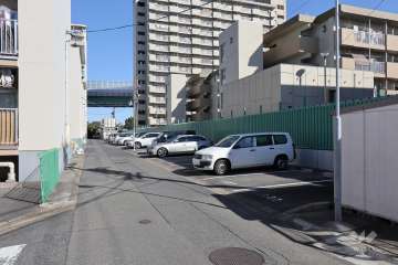 敷地内駐車場（屋外平面式）
