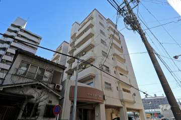 サンライズ港陽の外観（北側から）