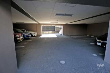 敷地内駐車場（屋内平面式）