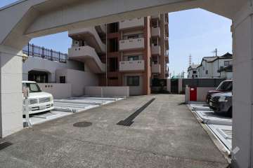 敷地内駐車場（屋外機械式）