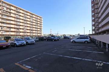 敷地内駐車場（屋外平面式）