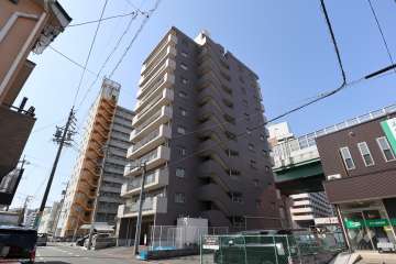 パレス七番町の外観（北東側から）