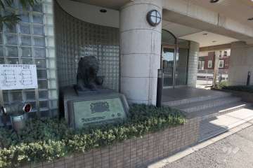 銘板