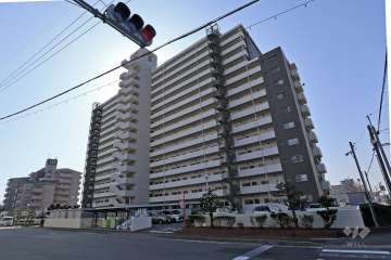 エスポア東海橋Aの北外観（北側から）