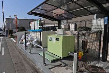 ゴミ置き場と生ごみ処理機