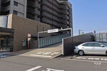 駐車場出入口（立体自走式）