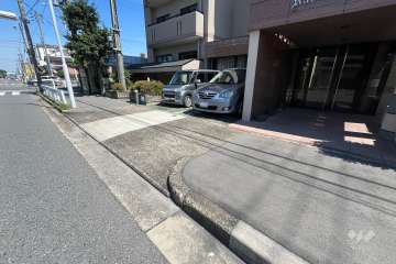 駐車場の出入口