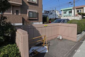 ゴミ置き場