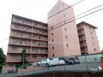 北摂マンションの外観（西側から）