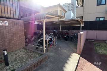 駐輪場、バイク置場