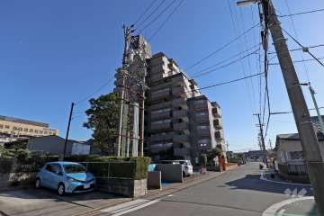 宝正保ハイツの外観（北西側から）