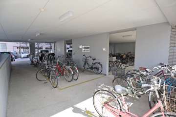 駐輪場、バイク置場