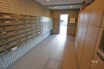 宅配ボックスと共用ポスト