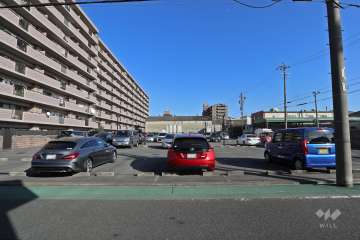 敷地内駐車場（屋外平面式）