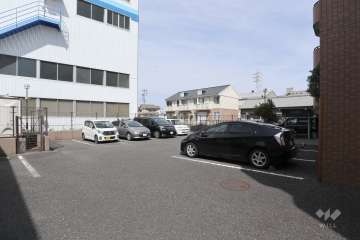 敷地内駐車場（屋外平面式）