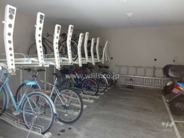 屋内にある駐輪場