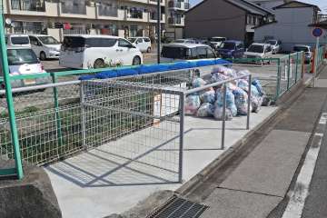 ゴミ置き場