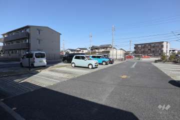敷地内駐車場（屋外平面式）